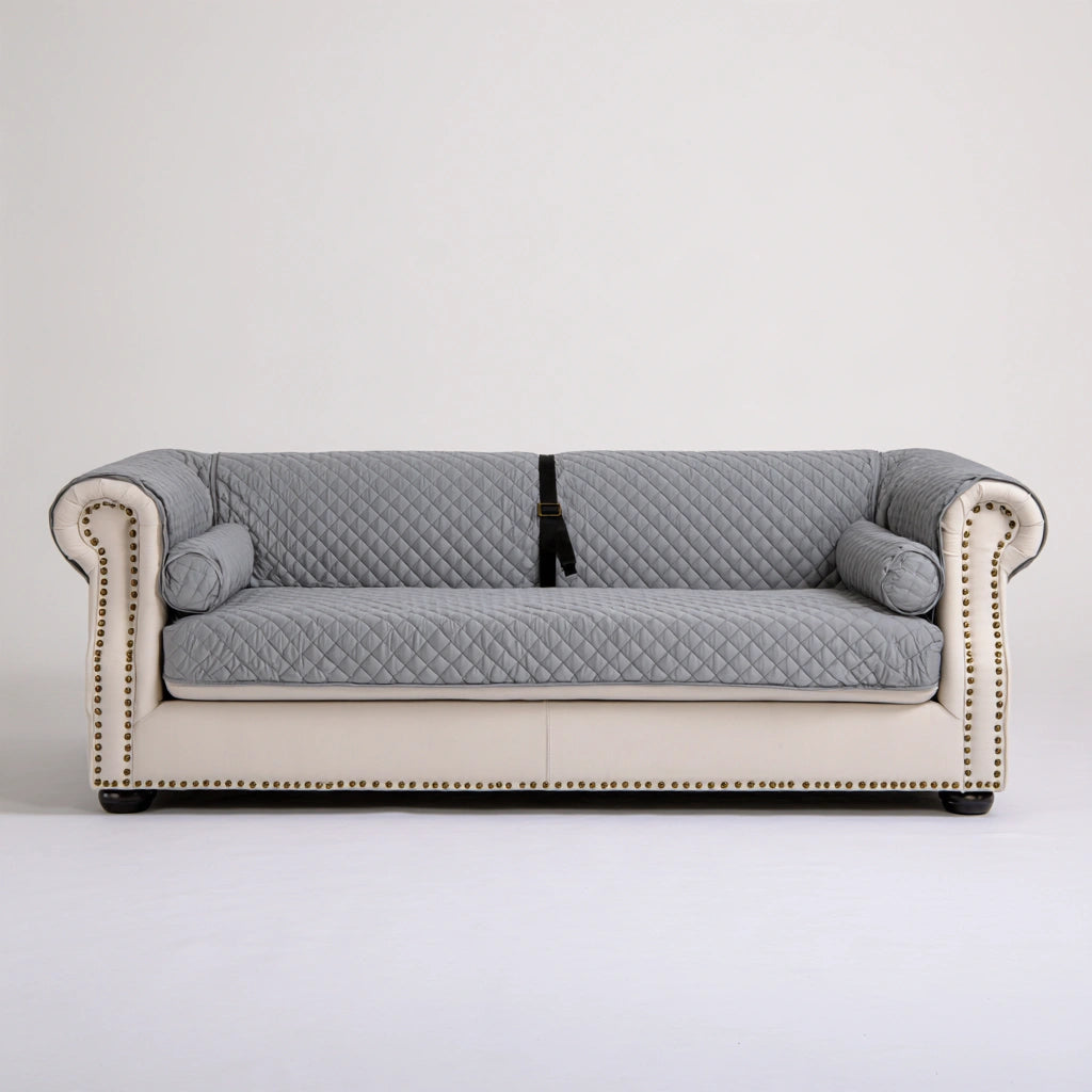 Modernes Polstersofa, mit klarer Formgebung, Farbe: hellbeige